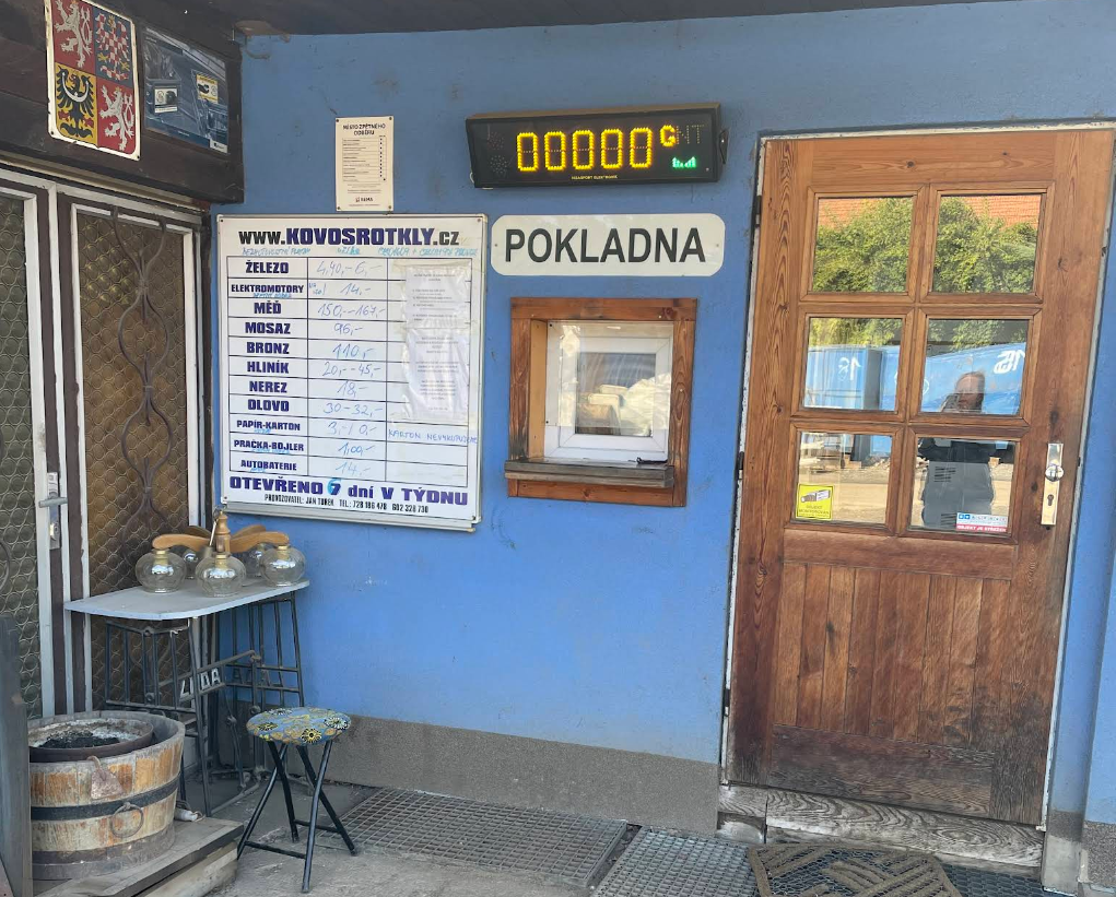 Kovošrot Kly - photo 3