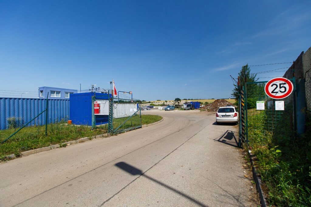 TSR Czech Republic s.r.o. - photo 1